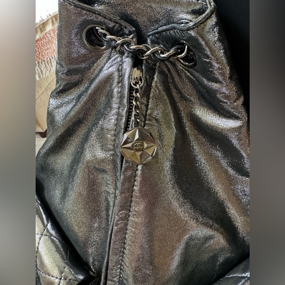Chanel 💫 Rare 💫 Backpack 💫 Anthracite Silver Metallic LARGE 💫 - Picture 4 of 12